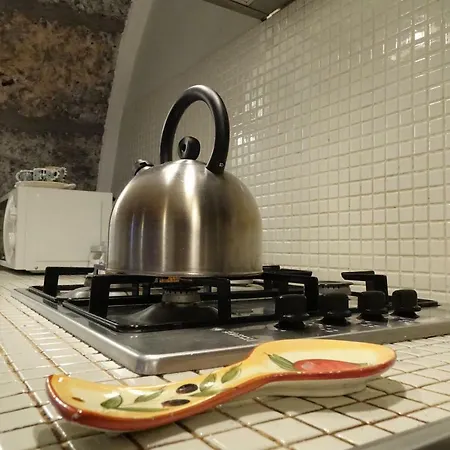 The House קטאניה