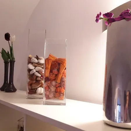 The House * קטאניה