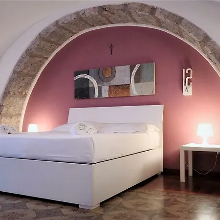 דירה The House *